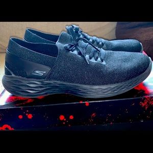 Skechers YOU 💎Zs 8🤍#SN35
